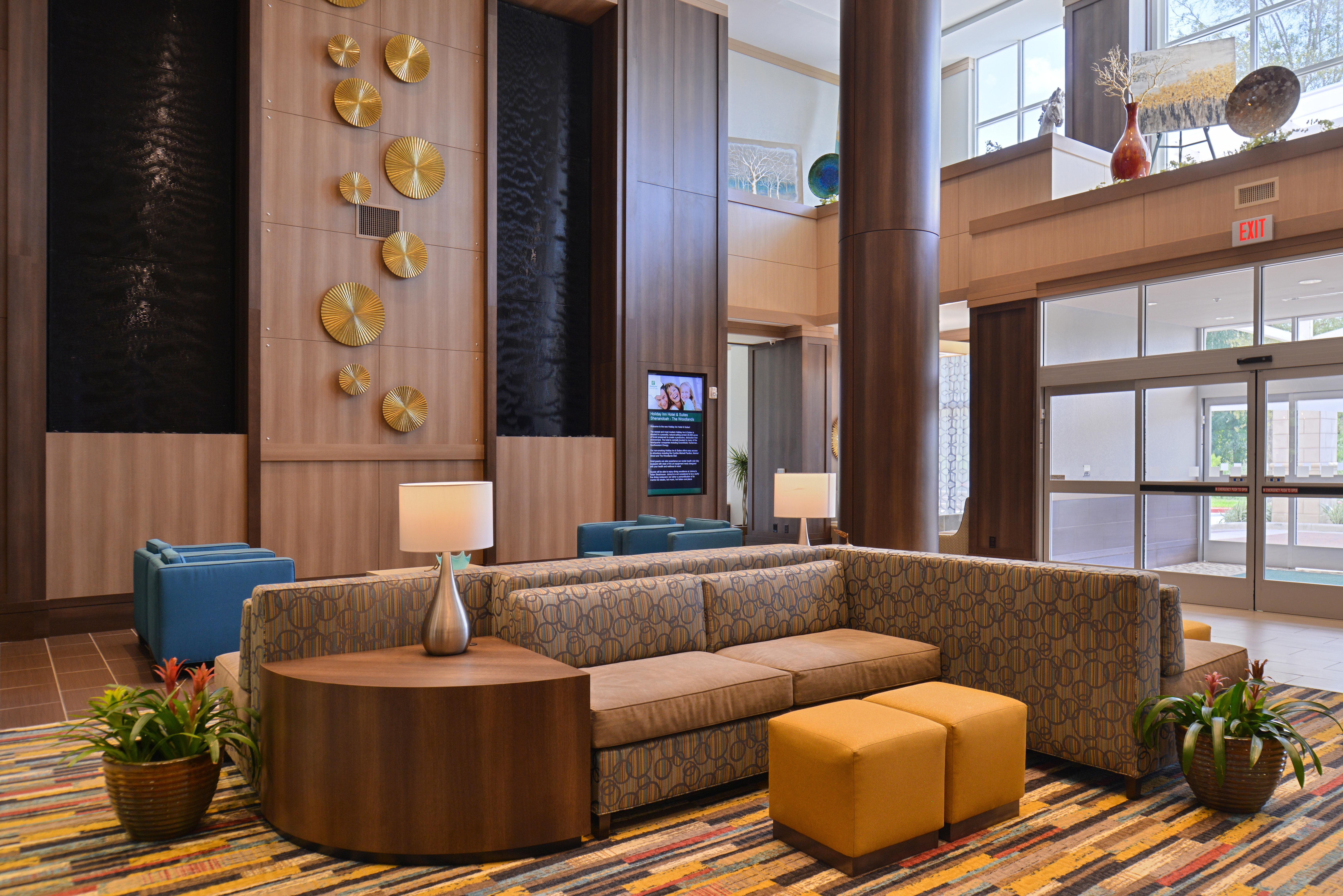 คราวน์ พลาซ่า เชนันโดอาห์ Hotel เดอะวูดแลนส์ ภายนอก รูปภาพ